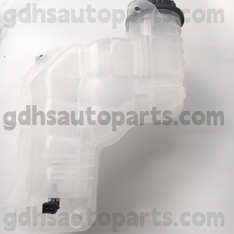 996242 Nissens hűtőfolyadék -tartály a Range Rover OE no. LR023080